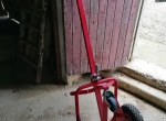 Roule fût (diable à fûts)