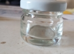 Vends 2 000 piluliers de 20 ml + couvercles blancs neufs