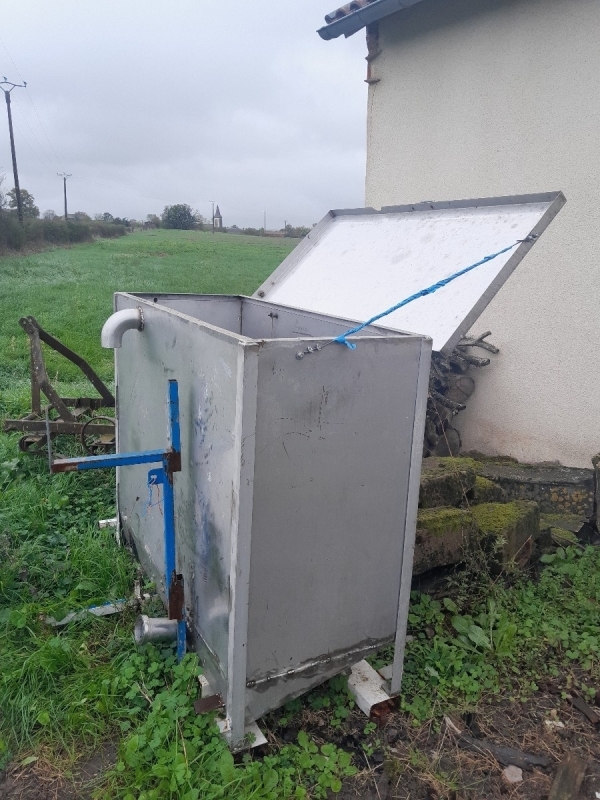 Cuve pour pompe à sirop